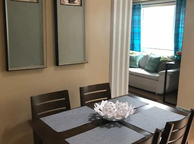 アパート Loft Beside Shangri-la マニラ市