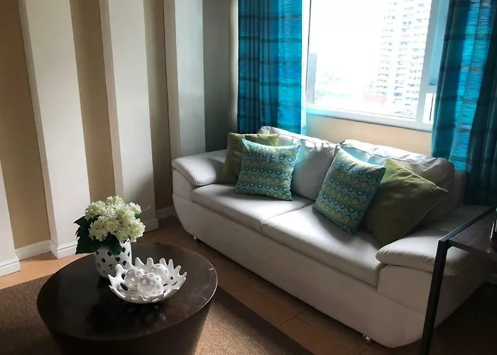 Loft Beside Shangri-la アパート *
